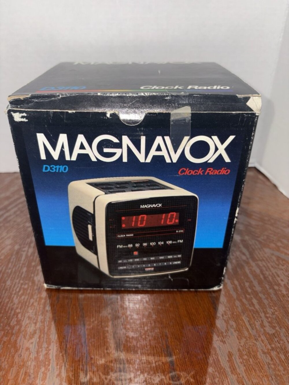 Vintage 80s Cube MAGNAVOX Dual Alarm Clock AM/FM Radio D3110 Works